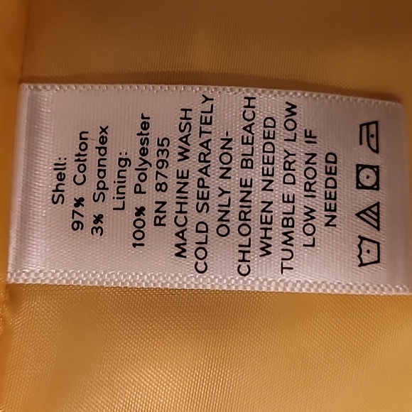 Susan Graver Tan and White Blazer with Abstract Pattern - Picture 6 of 6